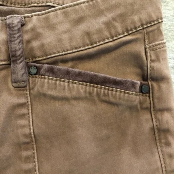 White House Black Market The Skimmer Pant, 0, Cappuccino - Picture 4 of 8